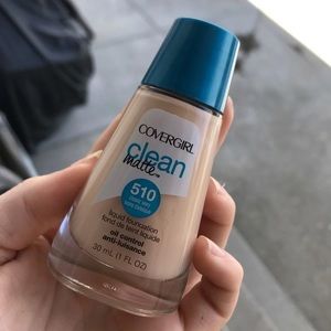 Cover girl clean matte foundation